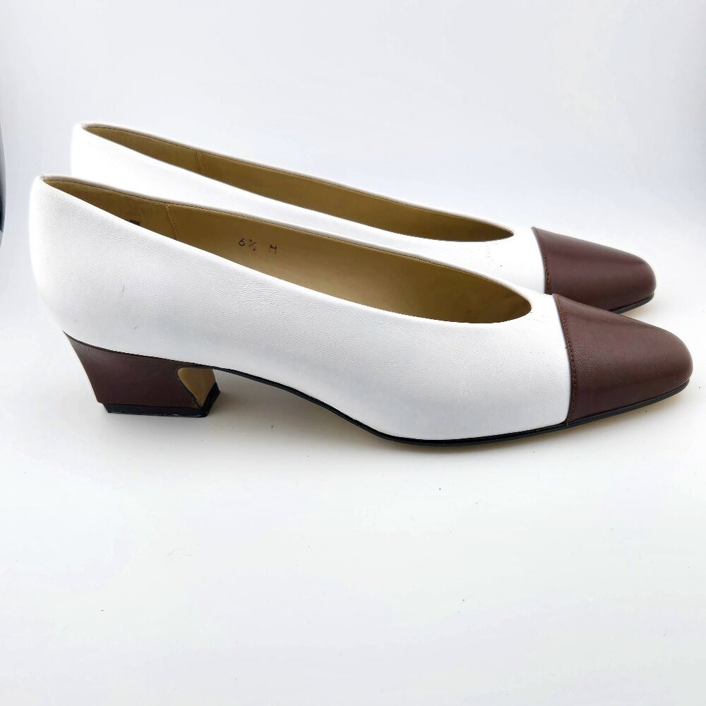 Etienne Aigner Leather Cap Toe Pumps White Brown Women’s Size 6.5